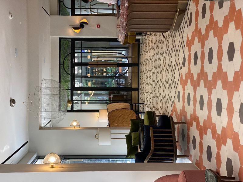 Gatsby Athens Hotel ภายนอก รูปภาพ Interior of the restaurant